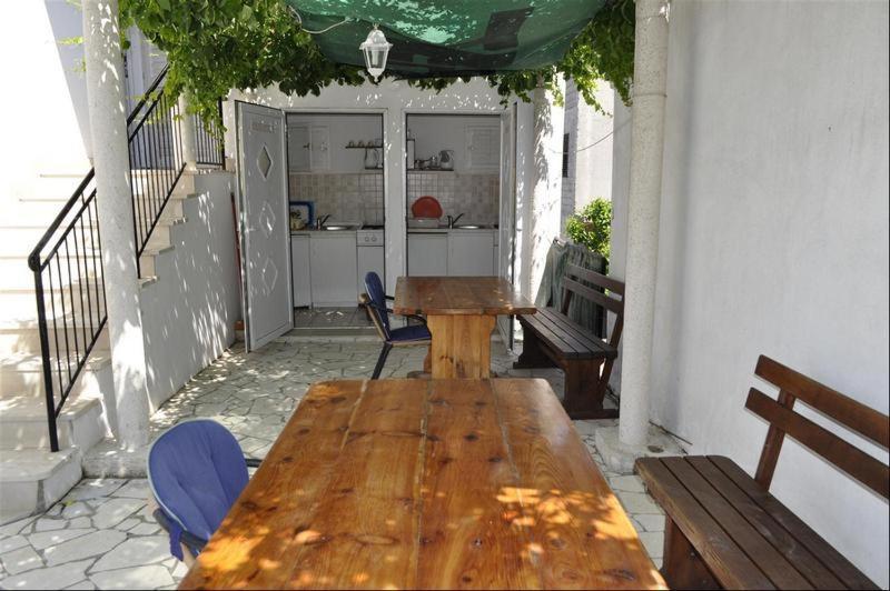 Vinka Apartment Сресер Экстерьер фото