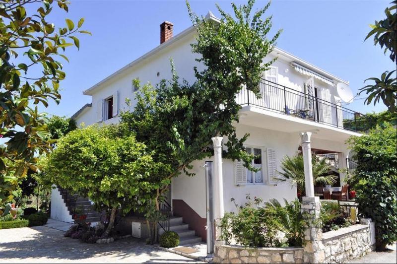 Vinka Apartment Сресер Экстерьер фото