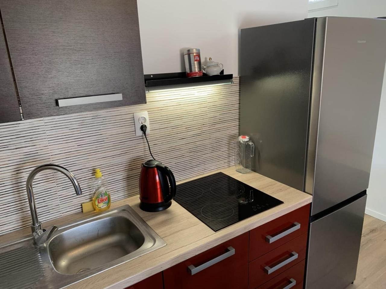 Vinka Apartment Сресер Экстерьер фото