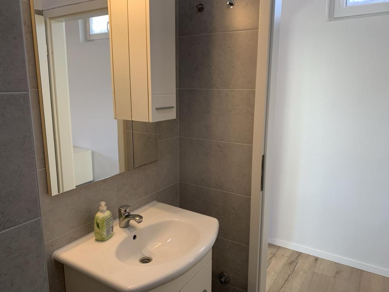 Vinka Apartment Сресер Экстерьер фото